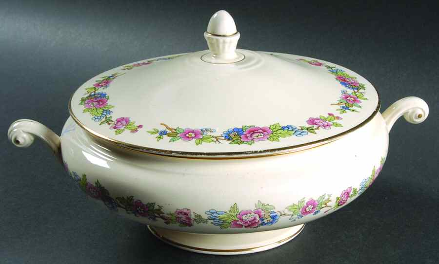 Bristol Round Covered Vegetable by Homer Laughlin -1