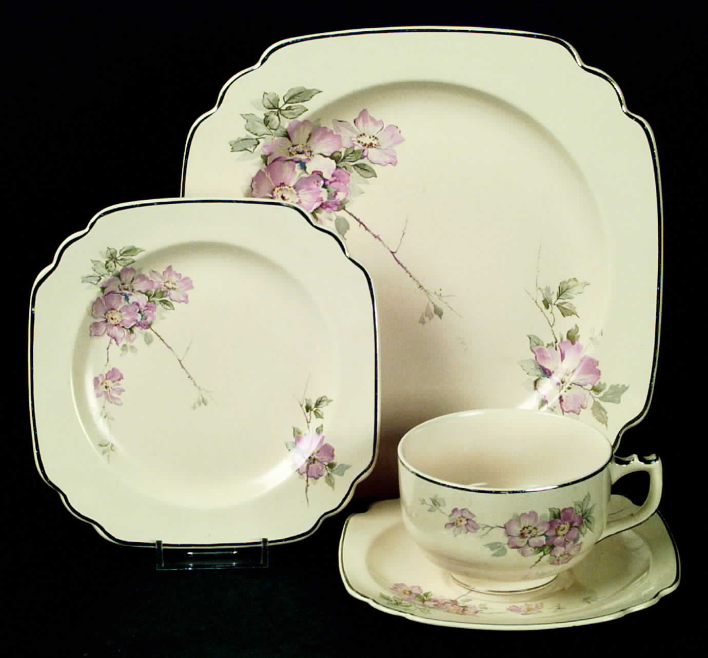 Briar Rose Bread & Butter Plate by Homer Laughlin -1