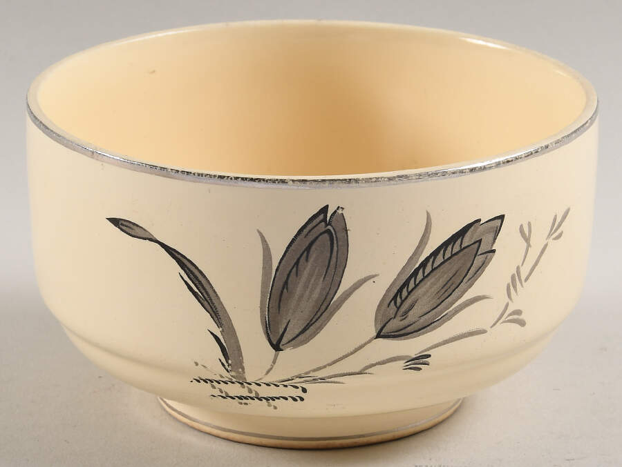 C24 Cranberry Bowl by Homer Laughlin -1