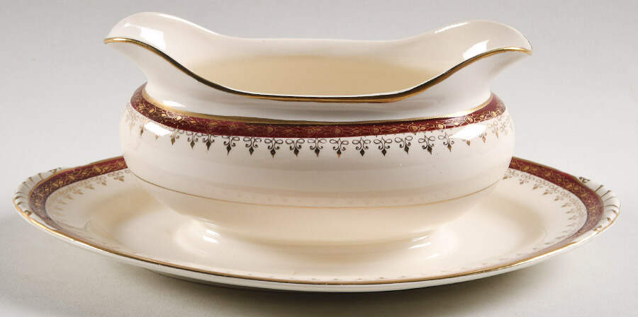 Cardinal Gravy Boat with Attached Underplate by Homer Laughlin -1