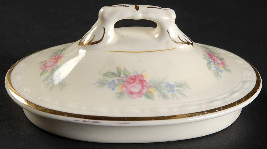 Cashmere Lid for Sugar Bowl by Homer Laughlin -1