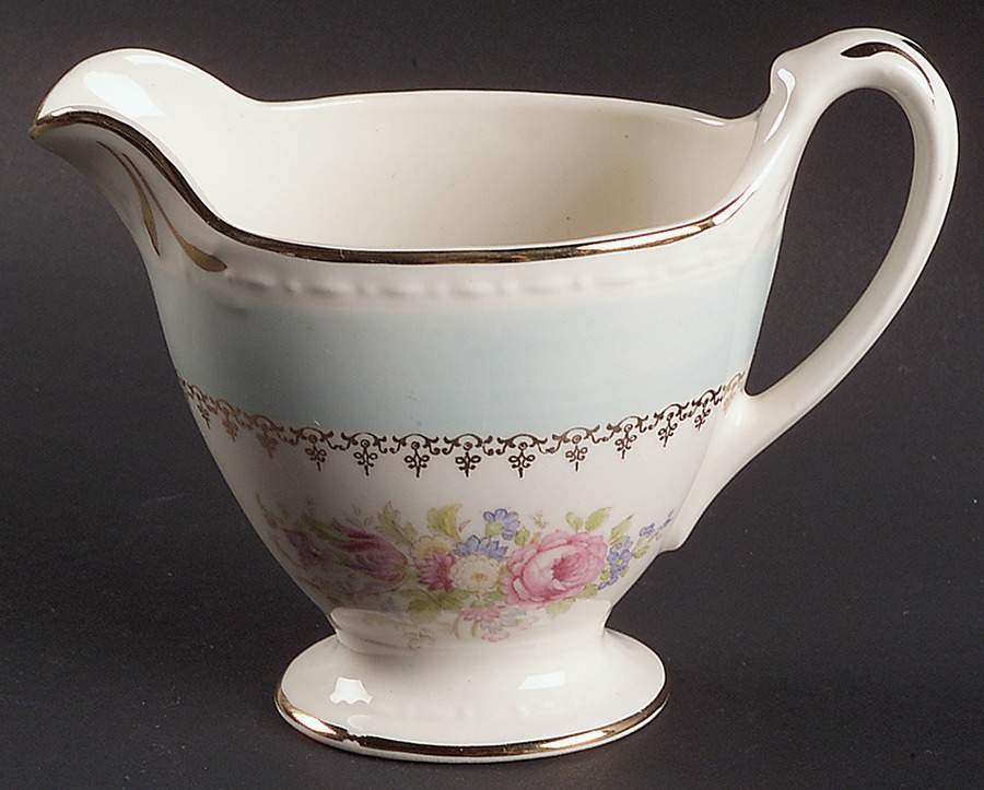 Chateau Creamer by Homer Laughlin -1