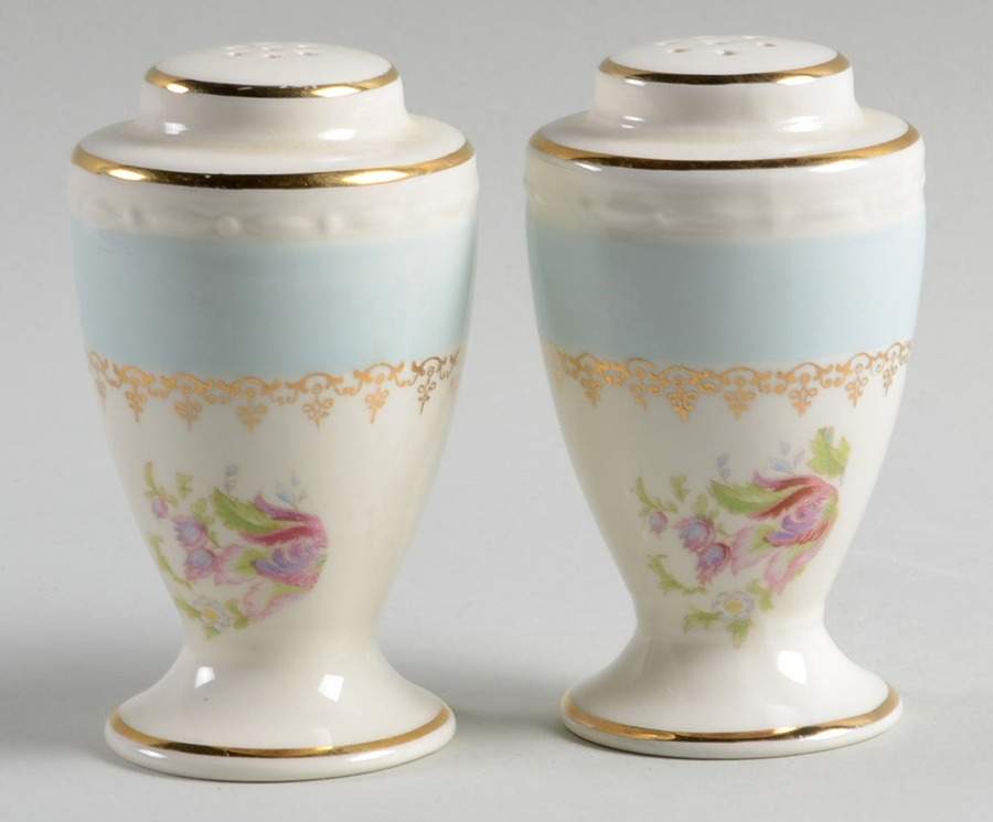 Chateau Salt & Pepper Set by Homer Laughlin -1