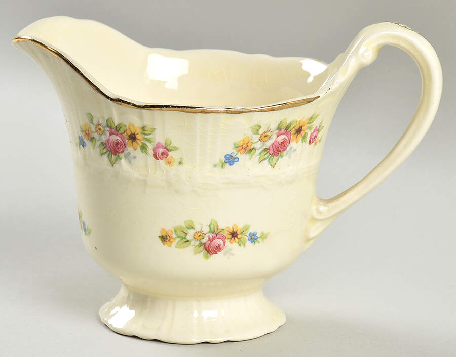 CO553 Creamer by Homer Laughlin -1