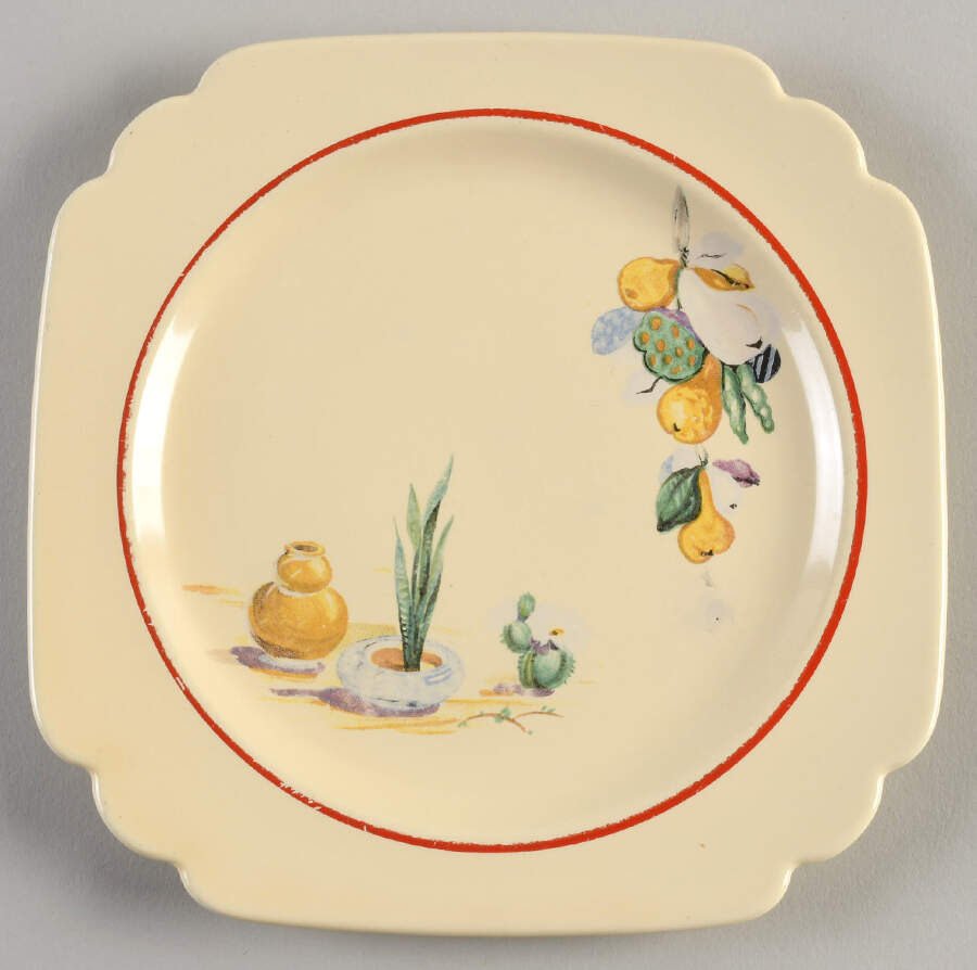 Conchita Dessert/Pie Plate by Homer Laughlin -1