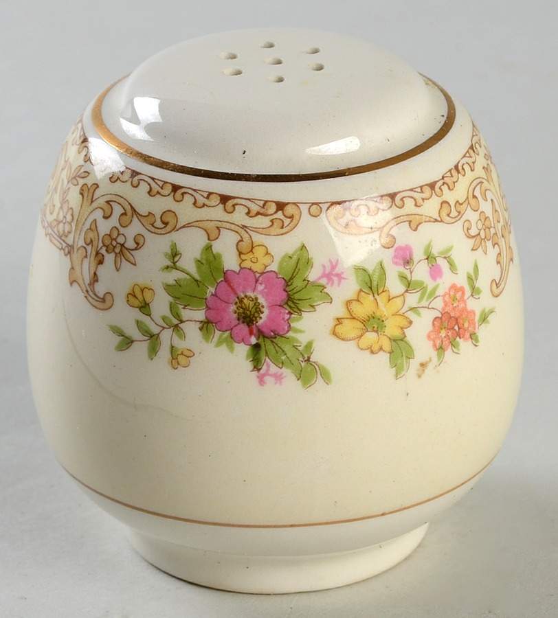 Coronet Pepper Shaker by Homer Laughlin -1