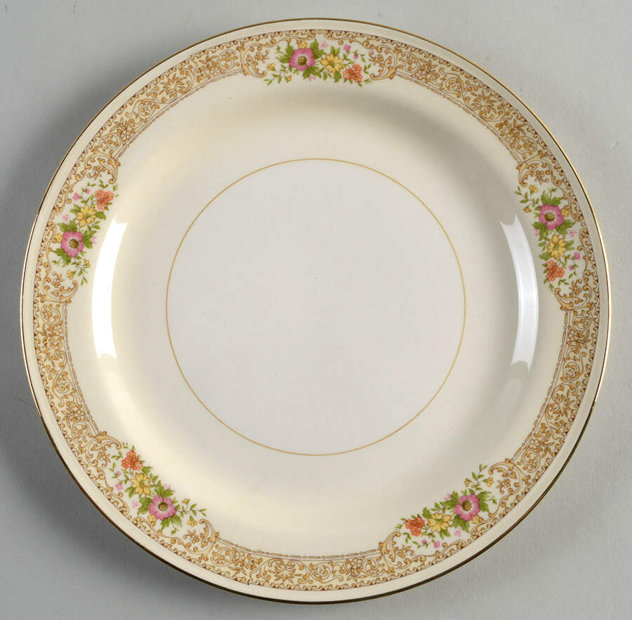 Coronet Luncheon Plate by Homer Laughlin -1