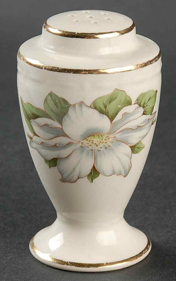 Cotillion Pepper Shaker by Homer Laughlin -1