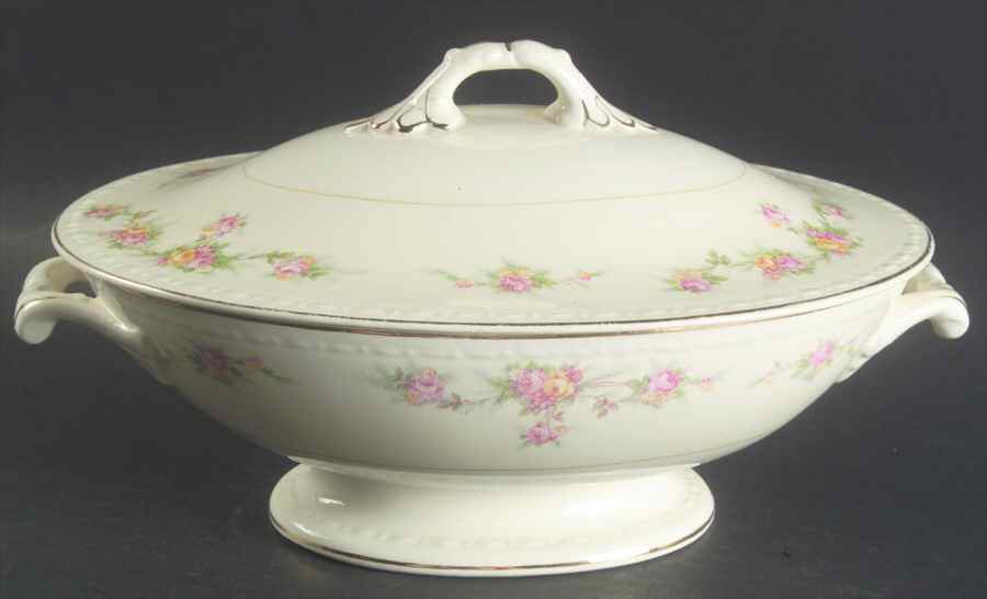 Countess Oval Covered Vegetable by Homer Laughlin -1