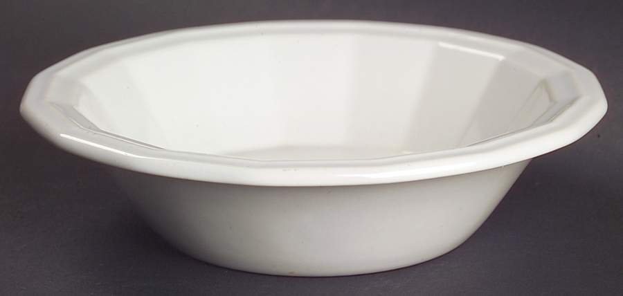 Colonial White Rim Fruit/Dessert (Sauce) Bowl by Homer Laughlin -1