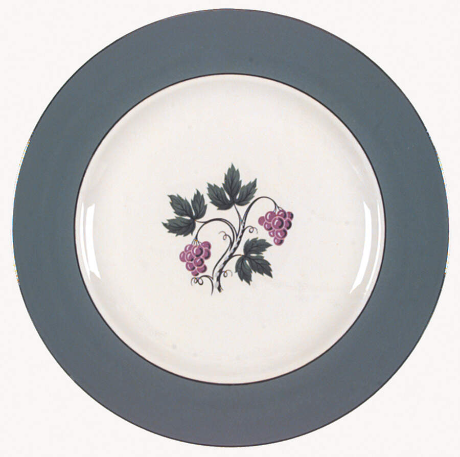 CV1 Dinner Plate by Homer Laughlin -1