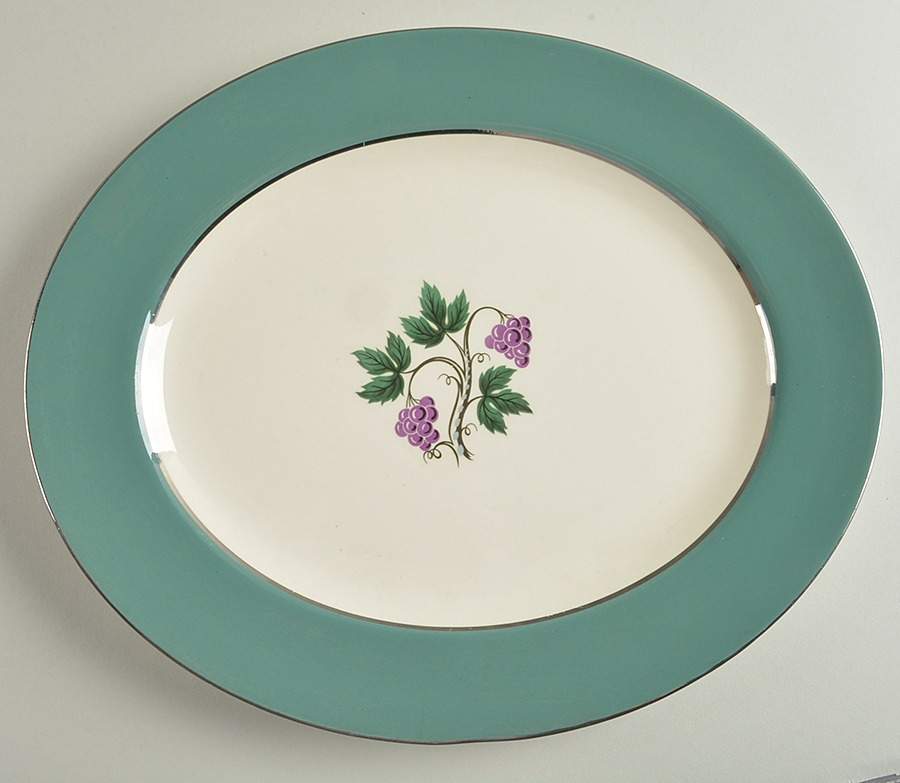 CV1 13" Oval Serving Platter by Homer Laughlin -1