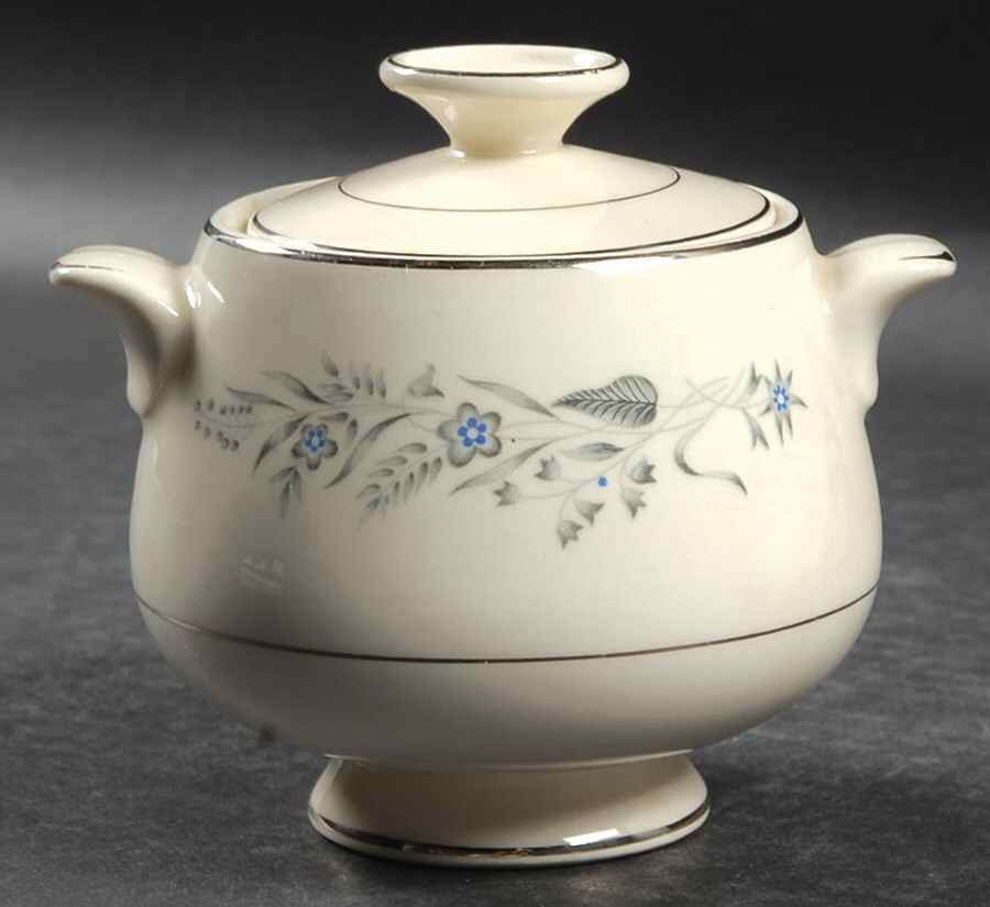 CV125 Sugar Bowl & Lid by Homer Laughlin -1