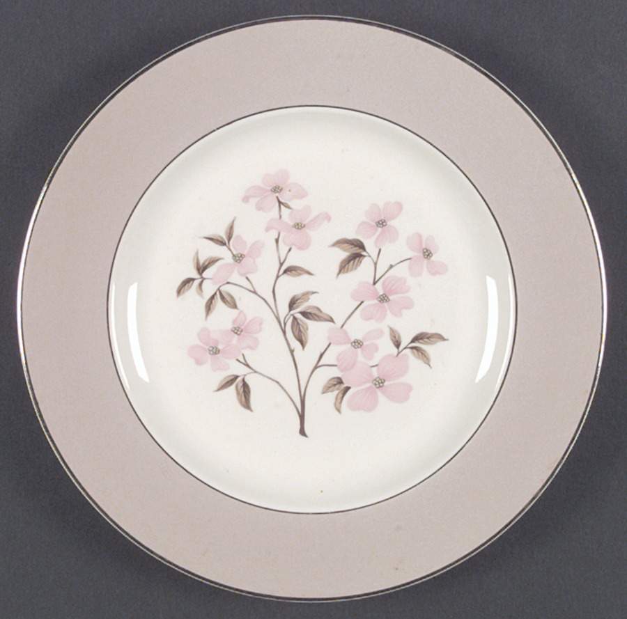 CV138 Dinner Plate by Homer Laughlin -1