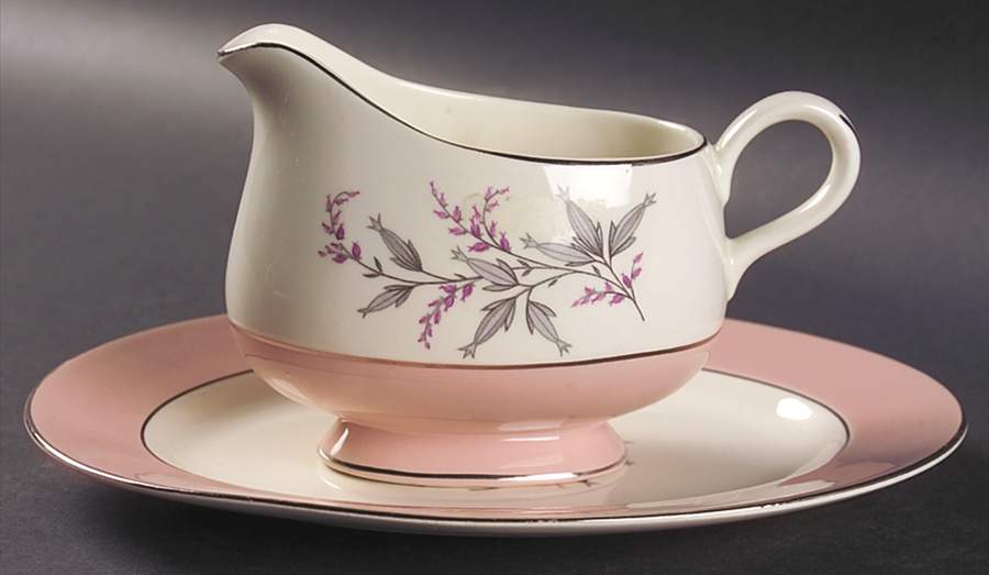 Barclay Gravy Boat & Underplate/Relish by Homer Laughlin -1