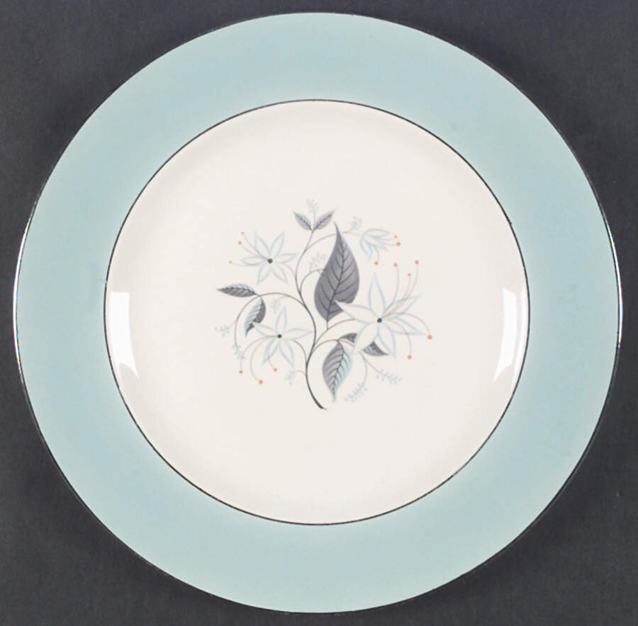 Dianne Dinner Plate by Homer Laughlin -1