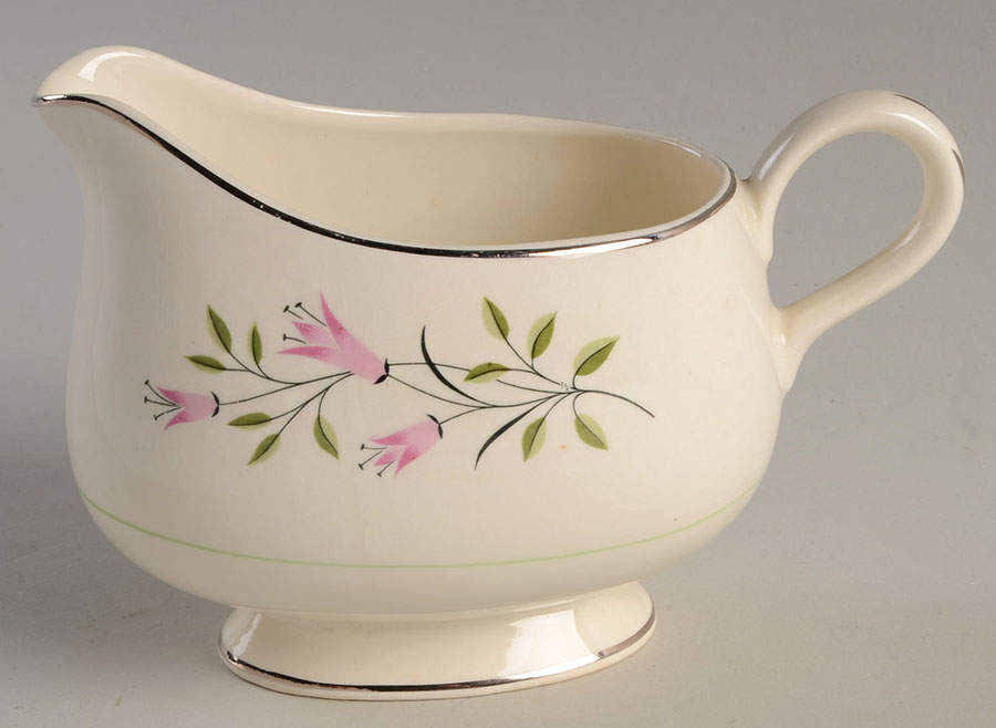CV72 Gravy Boat by Homer Laughlin -1