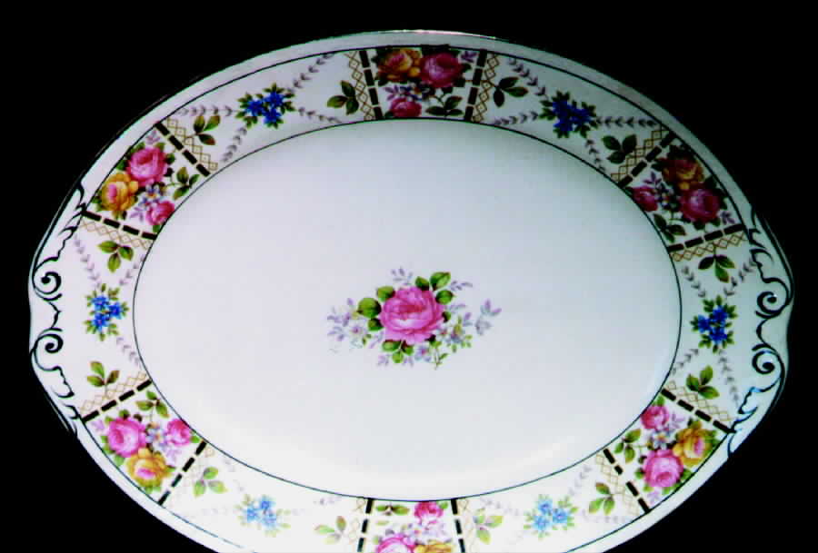Cynthia 13" Oval Serving Platter by Homer Laughlin -1