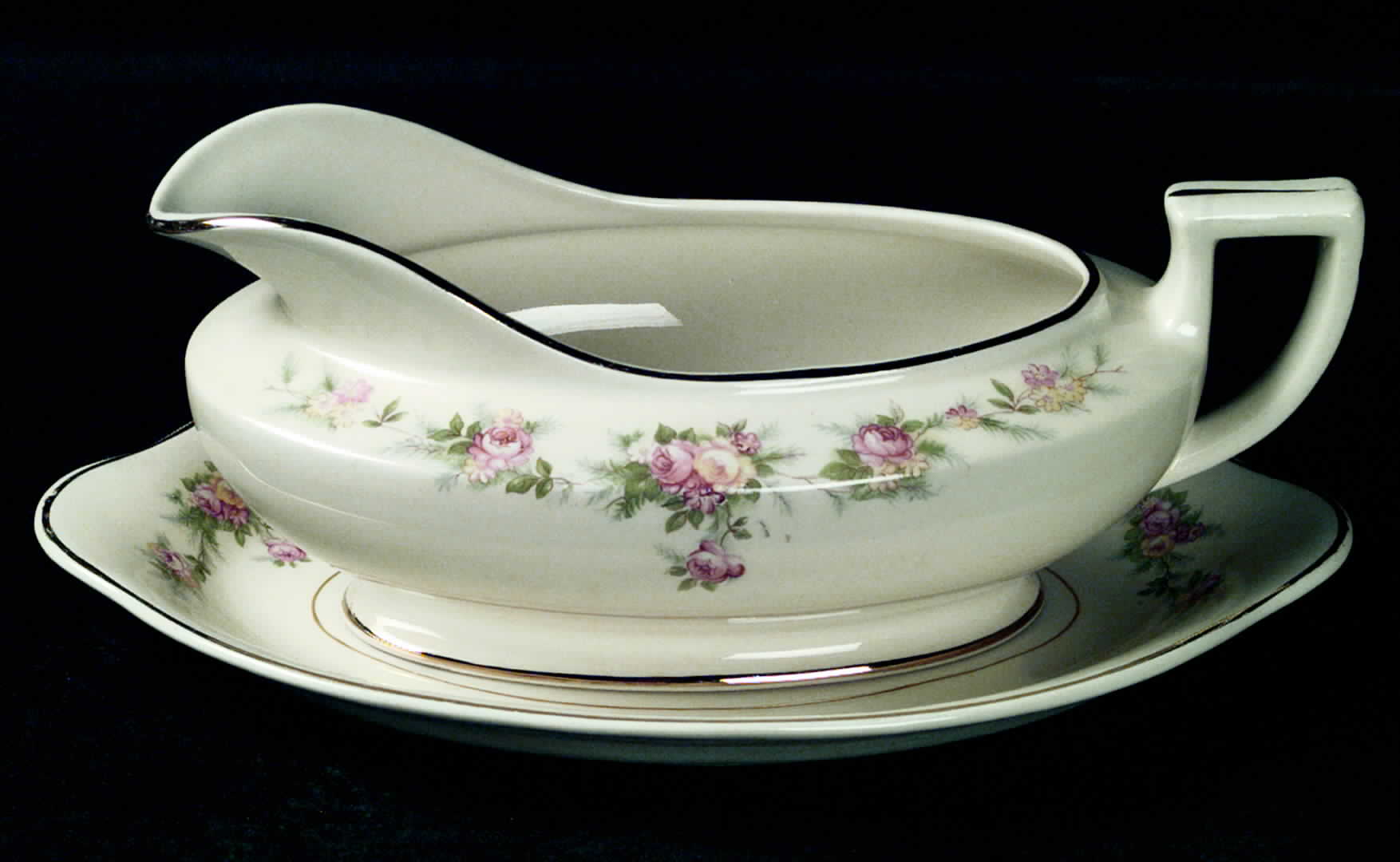 Darcy Gravy Boat & Underplate/Relish by Homer Laughlin -1
