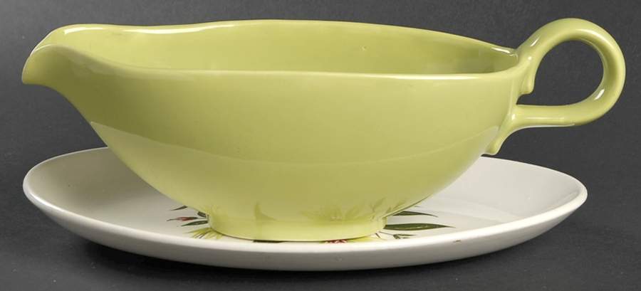 Desert Lily Gravy Boat & Underplate/Relish by Homer Laughlin -1