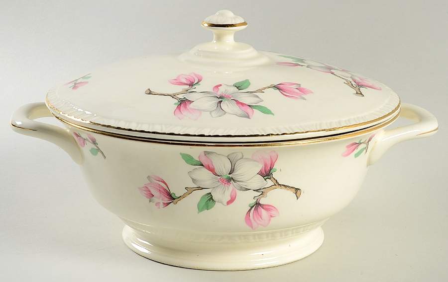 Dogwood (Liberty) Round Covered Vegetable by Homer Laughlin -1