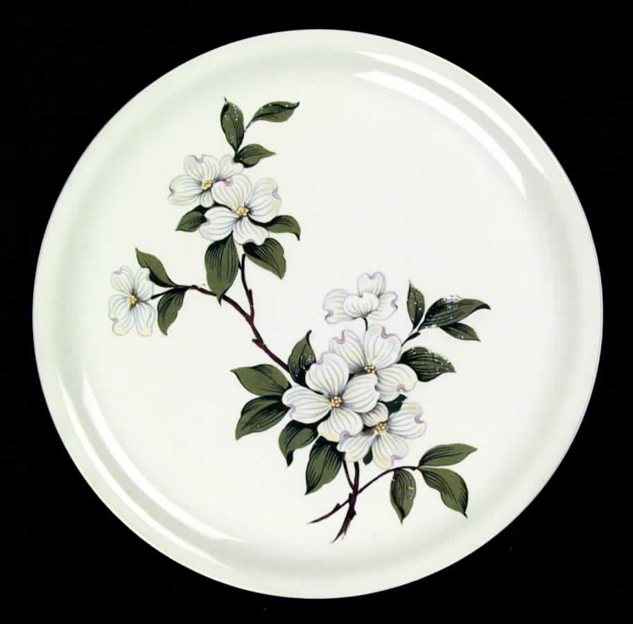 Dogwood Dinner Plate by Homer Laughlin -1