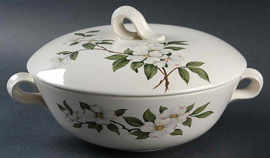 Dogwood Round Covered Vegetable by Homer Laughlin -1