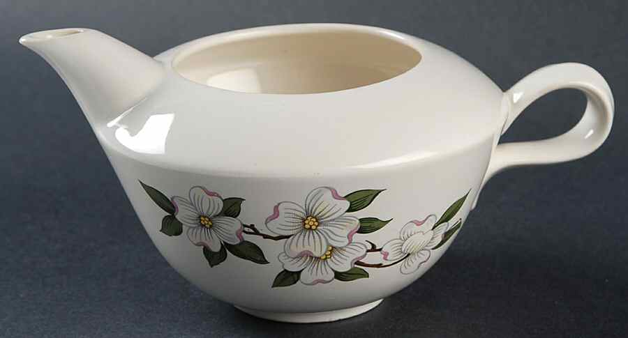 Dogwood Creamer by Homer Laughlin -1