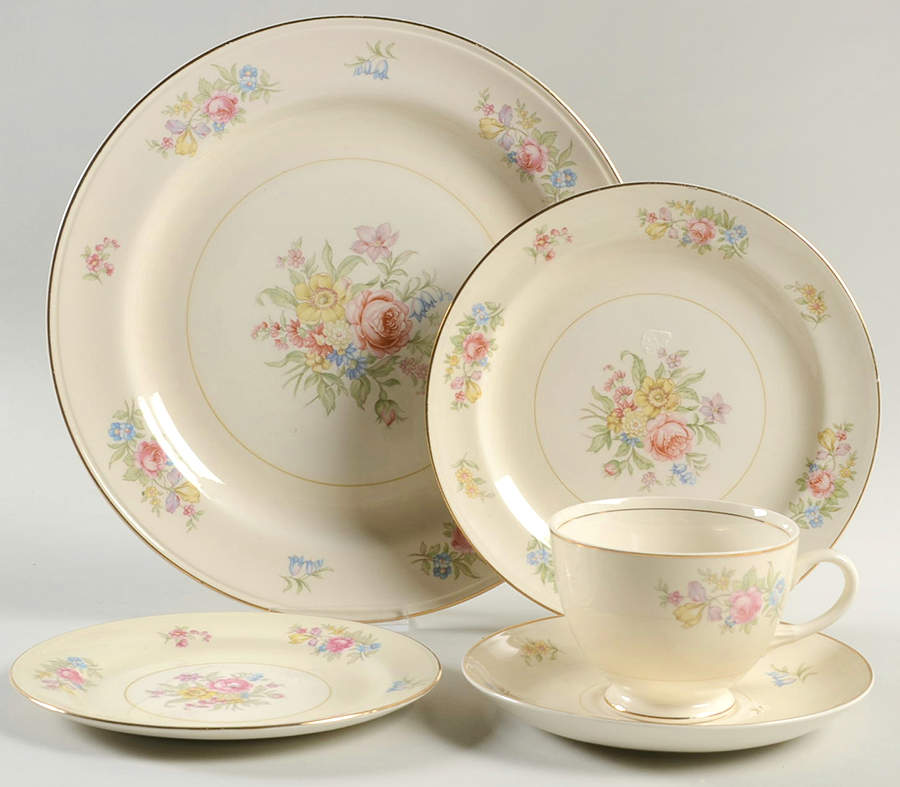 Dresden 5 Piece Place Setting by Homer Laughlin -1