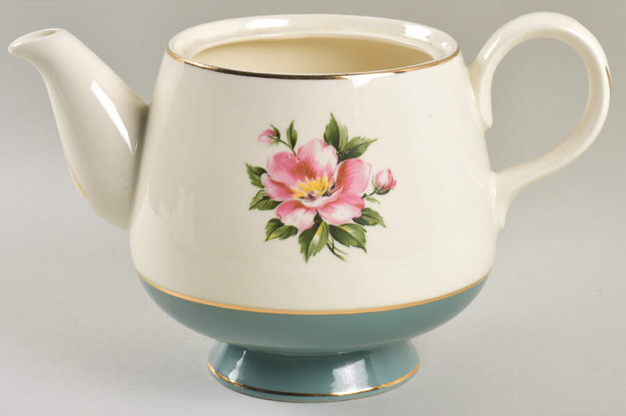 Empire Green Teapot No Lid by Homer Laughlin -1