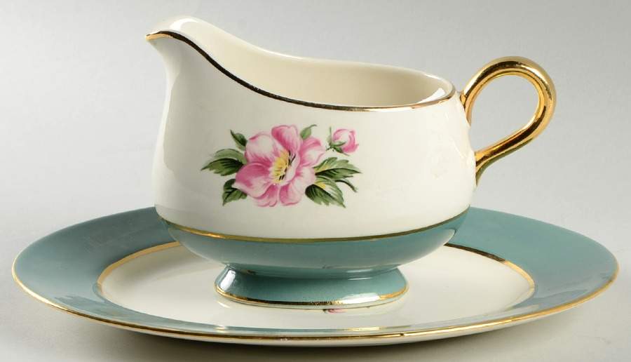 Empire Green Gravy Boat & Underplate/Relish by Homer Laughlin -1