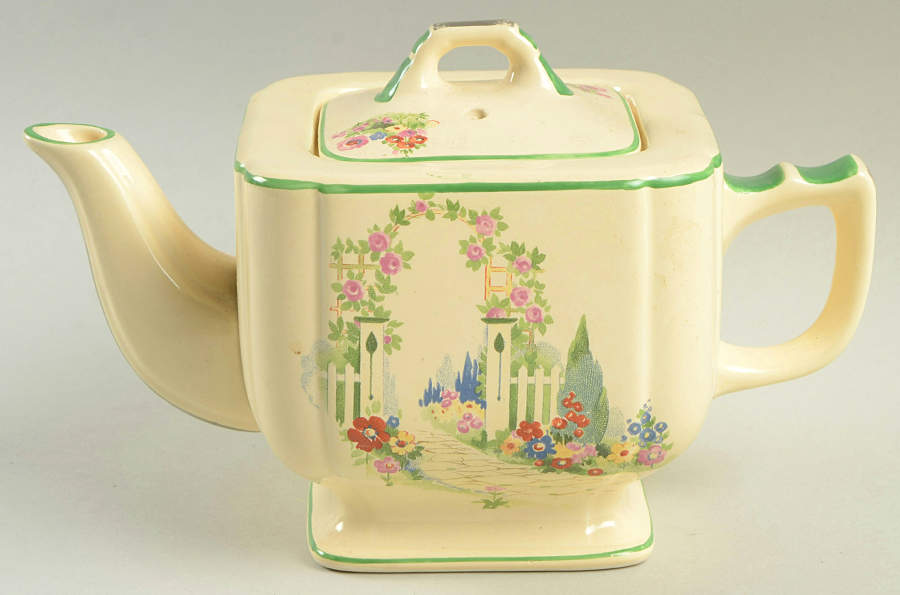 English Garden Teapot & Lid by Homer Laughlin -1