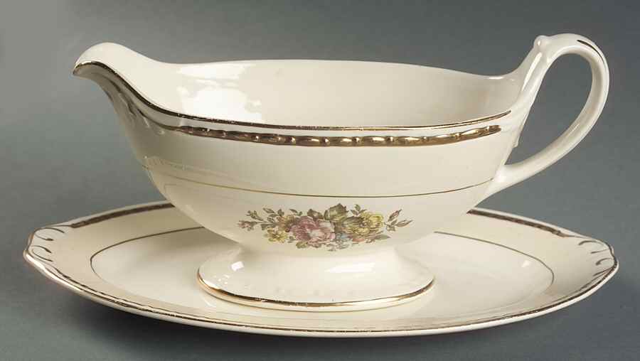 English Regency Gravy Boat & Underplate/Relish by Homer Laughlin -1