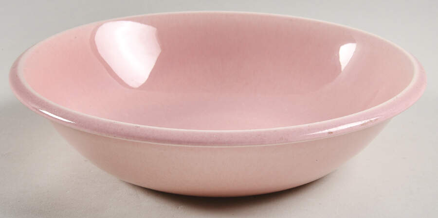 Epicure Dawn Pink 8" Round Vegetable Bowl by Homer Laughlin -1