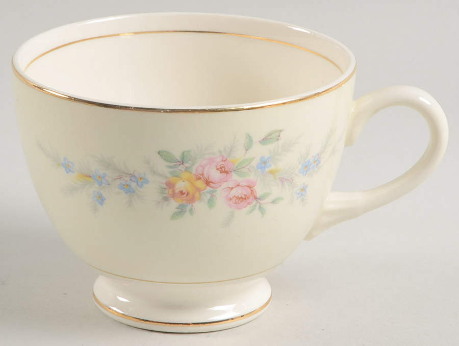 Ferndale Footed Cup by Homer Laughlin -1