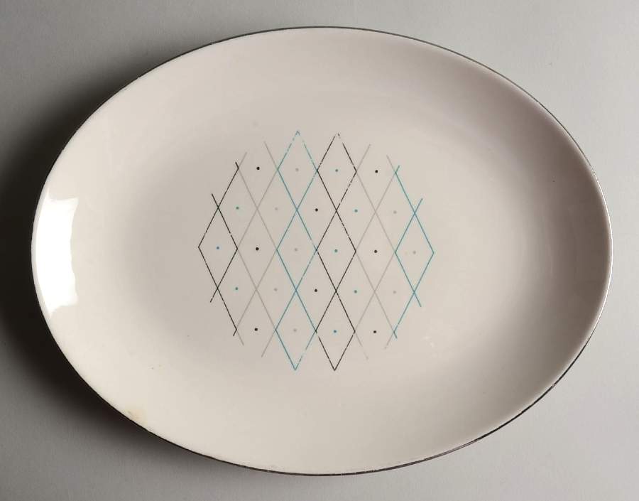 Fifth Avenue 11" Oval Serving Platter by Homer Laughlin -1