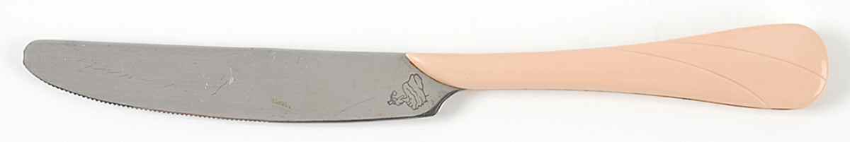 Fiesta Apricot (Intro 1986) Small Dinner Knife by Homer Laughlin -1
