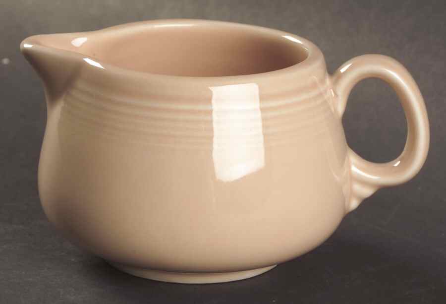 Fiesta Apricot (Intro 1986) Creamer by Homer Laughlin -1