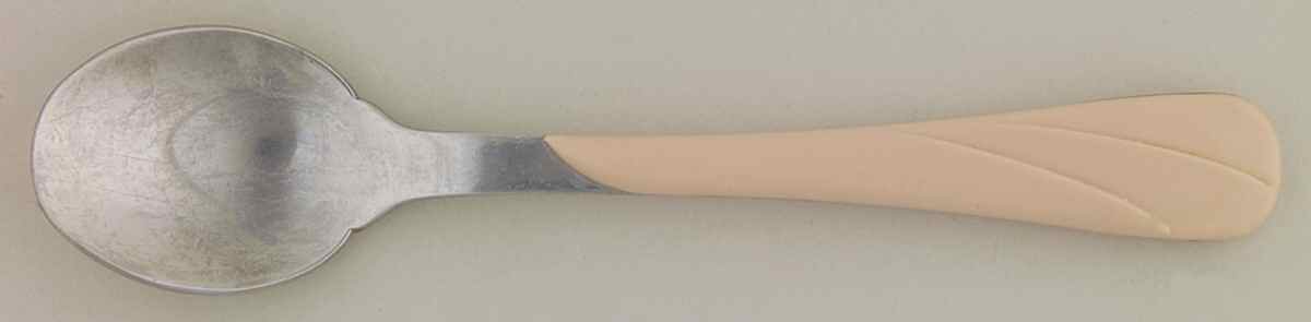 Fiesta Apricot (Intro 1986) Teaspoon by Homer Laughlin -1
