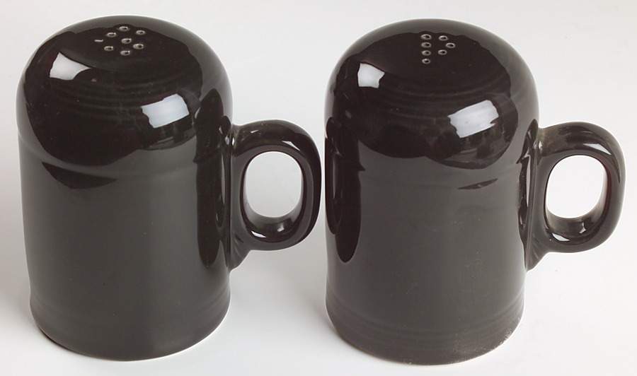 Fiesta Black (Intro 1986) Stove Top Salt & Pepper Set by Homer Laughlin -1