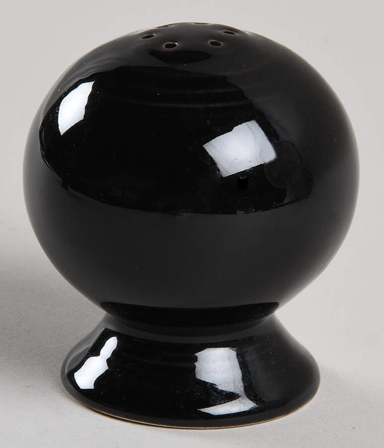 Fiesta Black (Intro 1986) Salt Shaker by Homer Laughlin -1