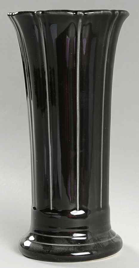 Fiesta Black (Intro 1986) 7" Vase by Homer Laughlin -1