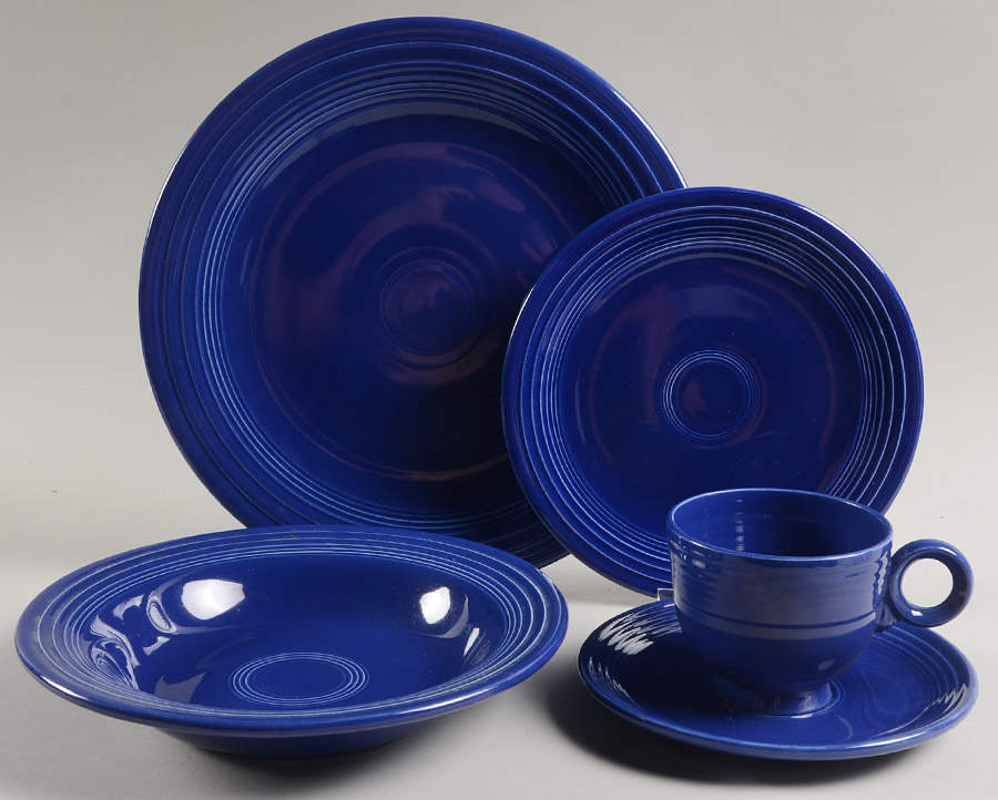 Fiesta Cobalt Blue (Older) 5 Piece Place Setting by Homer Laughlin -1