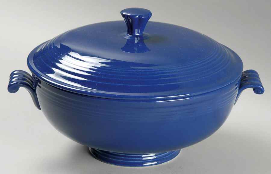 Fiesta Cobalt Blue (Older) 1.25 Qt Round Covered Casserole by Homer Laughlin -1