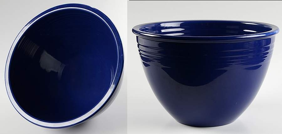 Fiesta Cobalt Blue (Older) 9" Nested Mixing Bowl w/No Center Interior Rings by Homer Laughlin -1