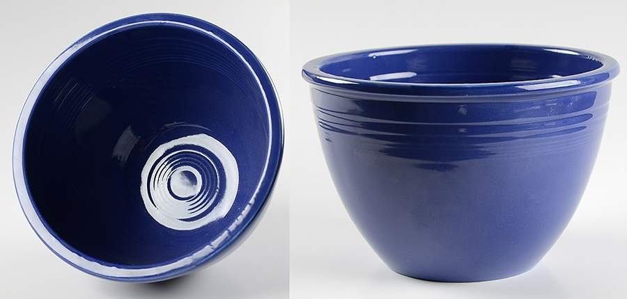 Fiesta Cobalt Blue (Older) 7" Nested Mixing Bowl w/Center Interior Rings by Homer Laughlin -1