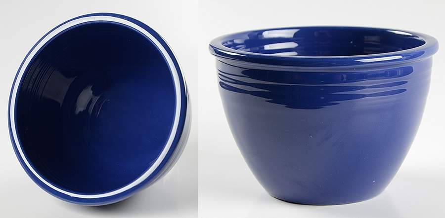 Fiesta Cobalt Blue (Older) 5 3/4" Nested Mixing Bowl w/No Ctr Interior Rings by Homer Laughlin -1