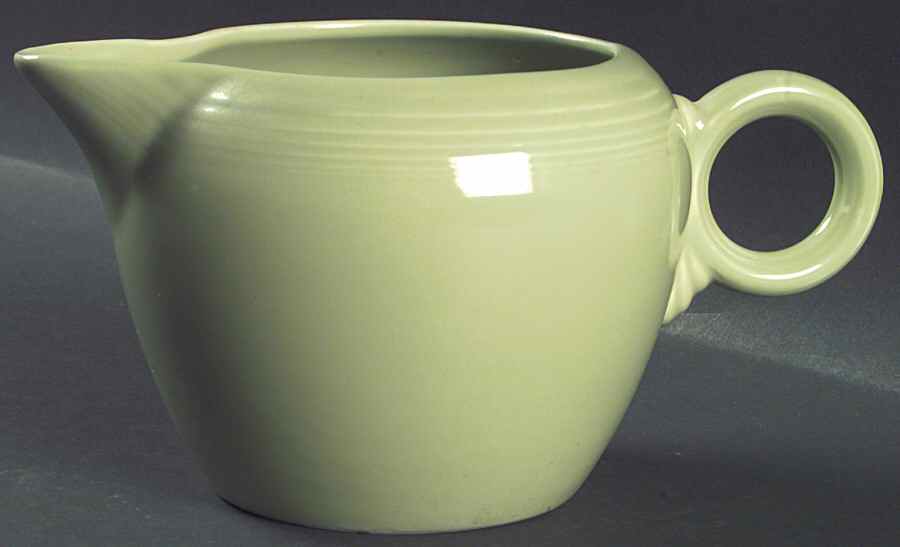 Fiesta Chartreuse (Older) 32 Oz Jug by Homer Laughlin -1