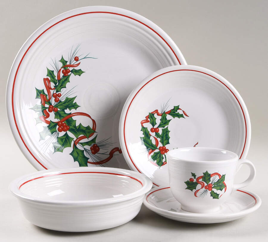 Holiday Fiesta (With Ribbon) 5 Piece Place Setting by Homer Laughlin -1