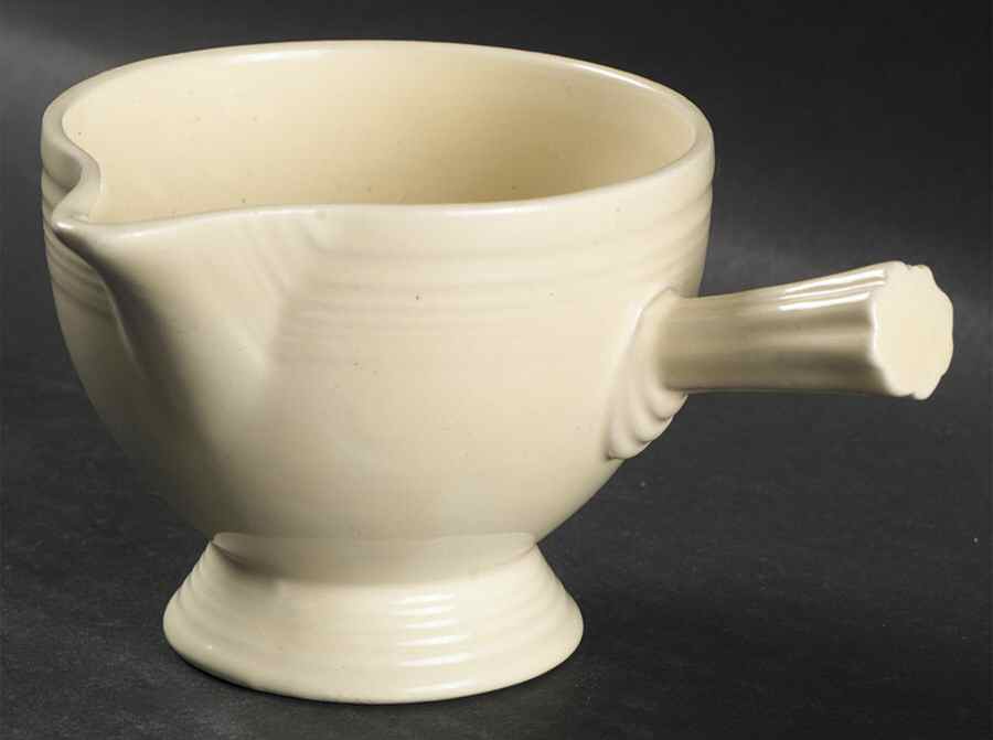 Fiesta Old Ivory (Cream) Stick Handle Creamer by Homer Laughlin -1